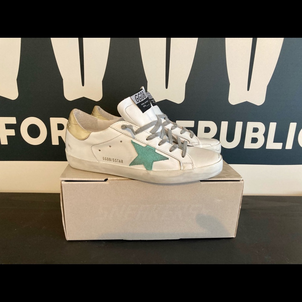 Golden Goose Superstar Sneakers 40